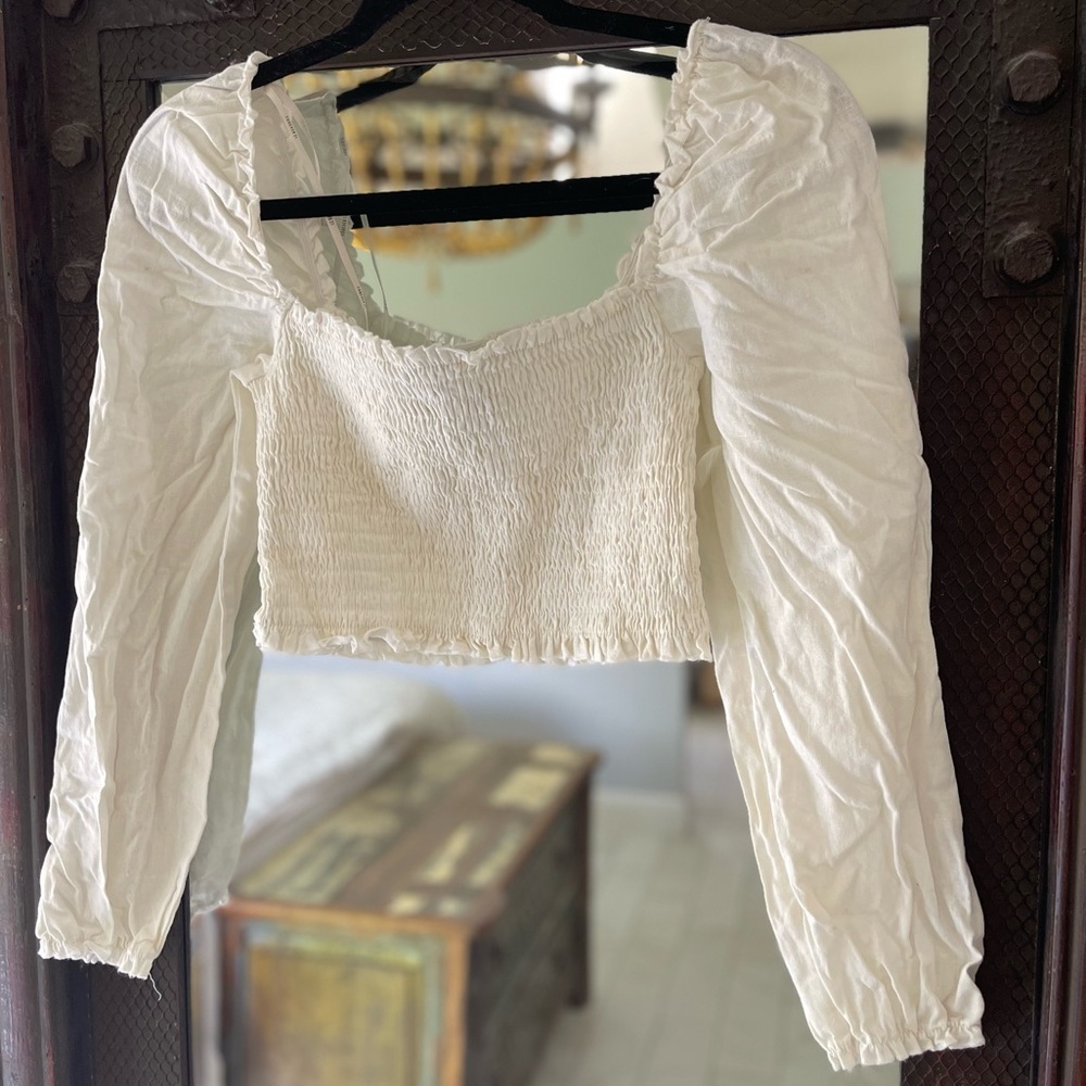 Forever 21 Gauzy Off the Shoulder Crop Top (M)